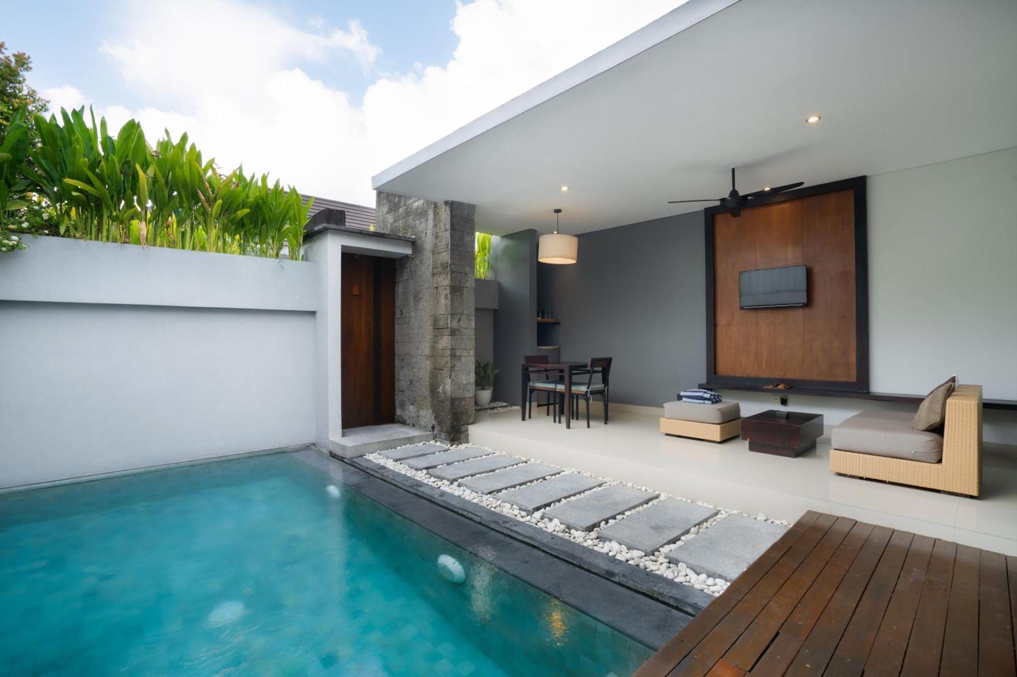 Holiday at One Bedroom Pool Villas